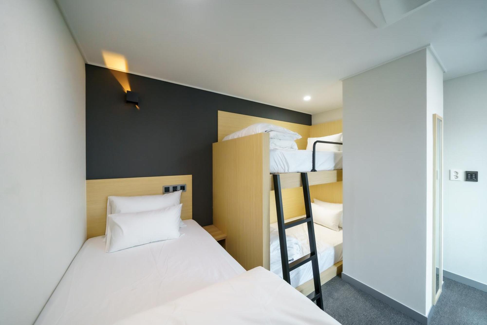 The Stay Hue Myeongdong Seúl Exterior foto